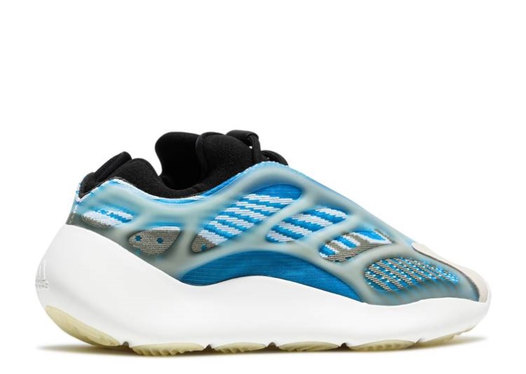 Adidas Yeezy 700 V3 - Arzareth