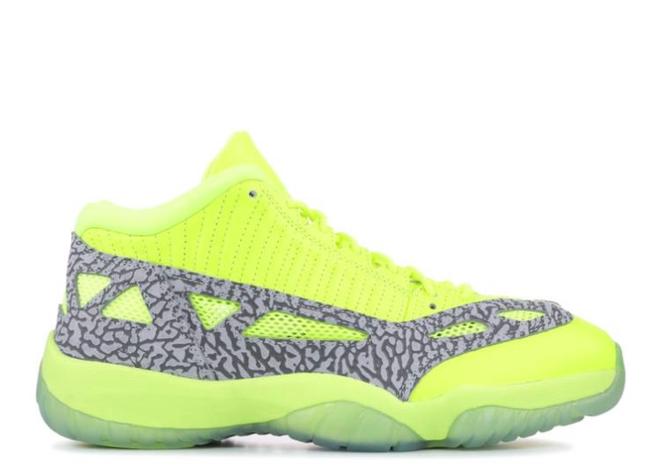 Air Jordan 11 Retro Low Ie - Volt