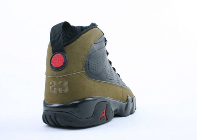 Air Jordan 9 Retro - Olive 2002