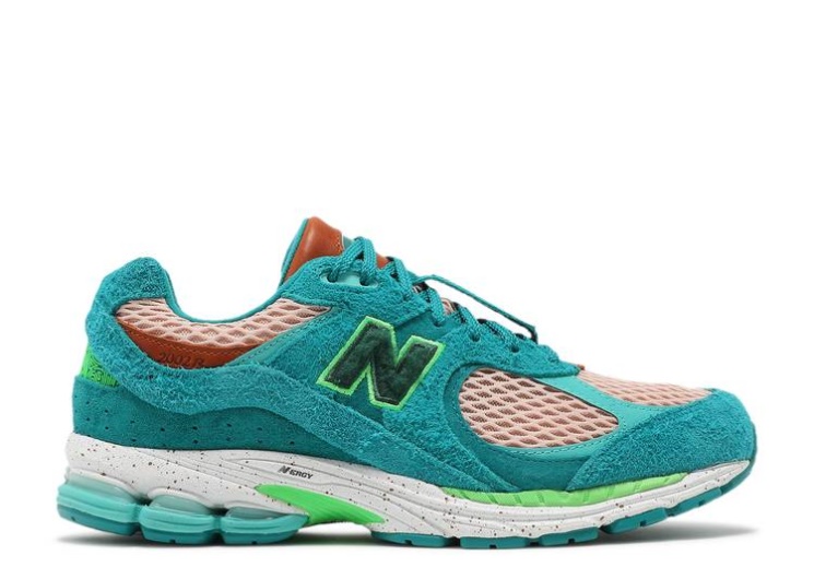 New Balance Salehe Bembury X 2002R - Water Be The Guide