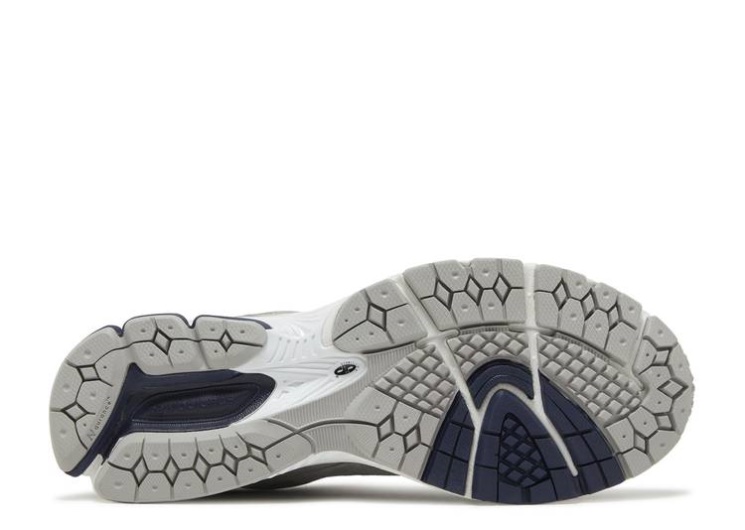 New Balance Thisisneverthat X 2002R - The 2022 Downtown Run