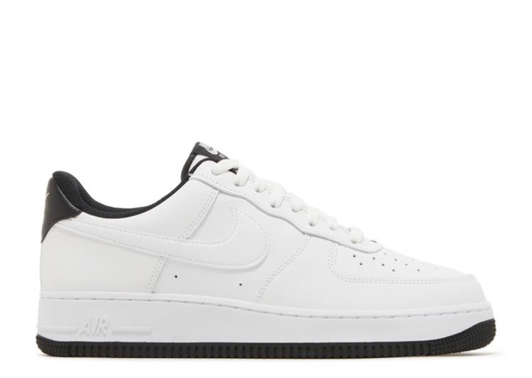 Nike Air Force 1 07 Lv8 - White Black
