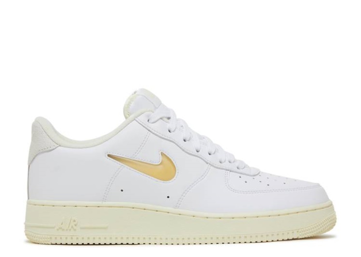 Nike Air Force 1 07 Lx - Pale Vanilla