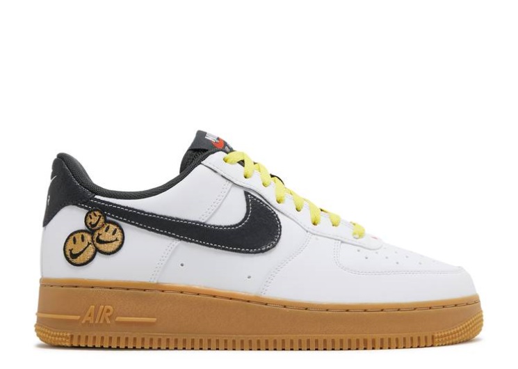 Nike Air Force 1 Lv8 - Go The Extra Smile