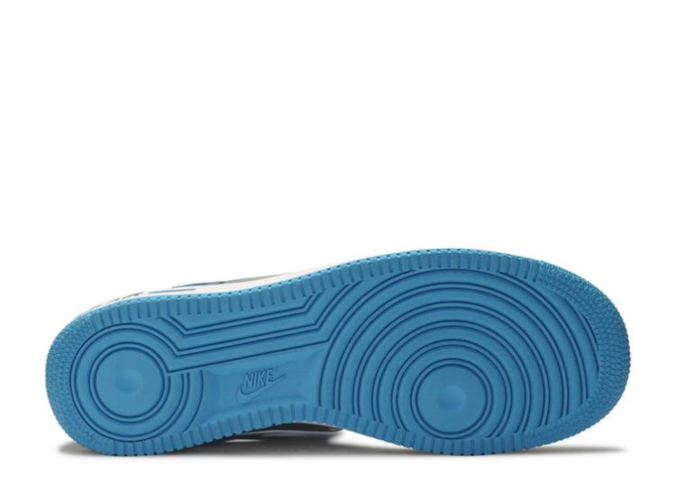 Nike Air Force 1 Premium - Fantastic 4 Invisible Woman