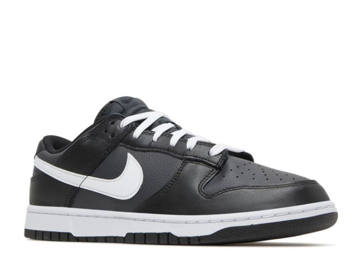 Nike Dunk Low - Black Panda