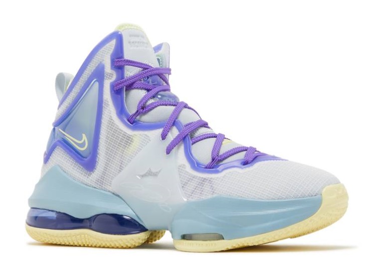 Nike Lebron 19 Gs - Easter