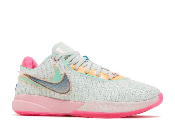 Nike Lebron 20 - Time Machine