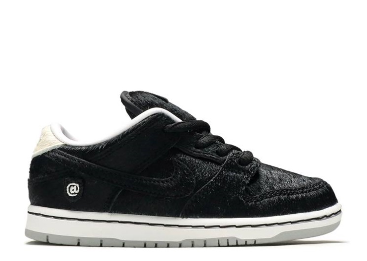 Nike Medicom Toy X Dunk Low Sb Td - BeRbrick