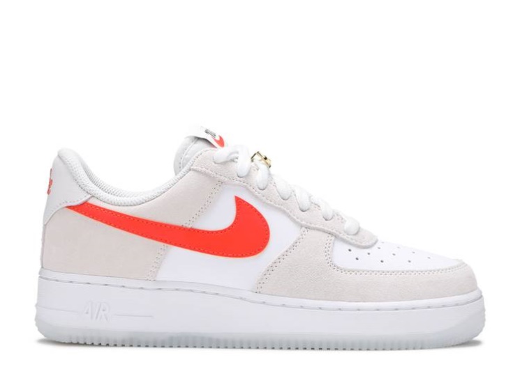 Nike Wmns Air Force 1 07 Se - First Use