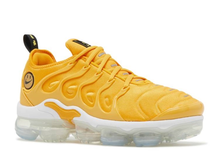 Nike Wmns Air Vapormax Plus - Go The Extra Smile