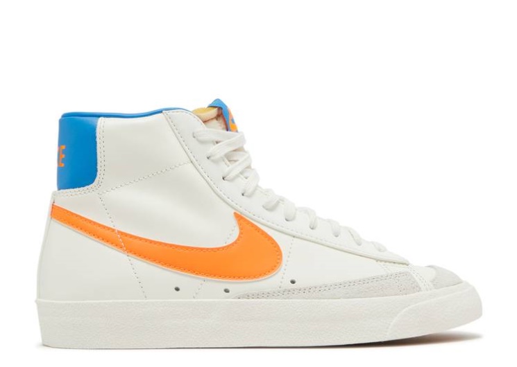 Nike Wmns Blazer Mid 77 - Sail Total Orange