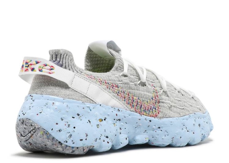 Nike Wmns Space Hippie 04 - Photon Dust