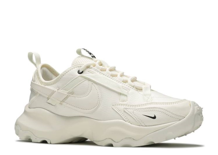 Nike Wmns Tc 7900 - Sail