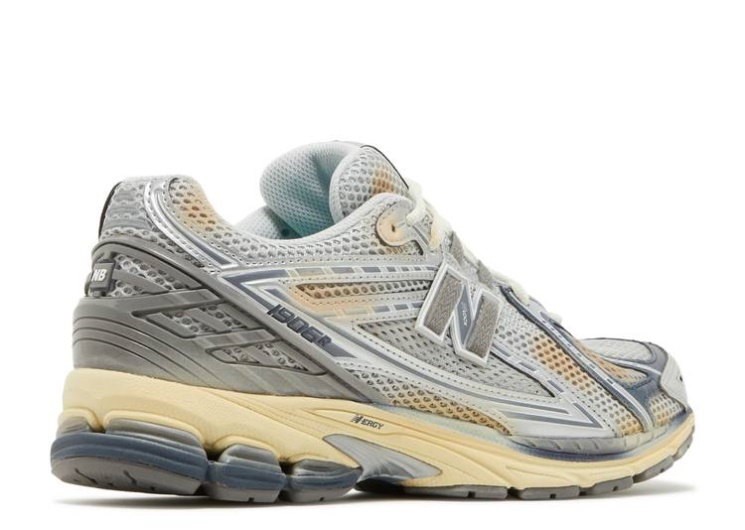 Thisisneverthat X 1906R - The 2022 Downtown Run