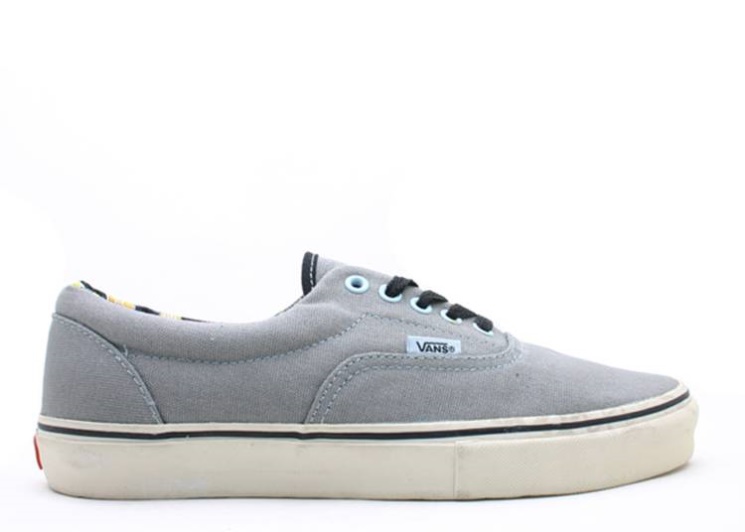 Gargoglyes/Sterling Blue