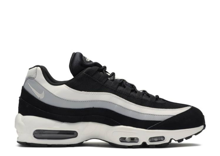 Nike Air Max 95 Essentials - Grey Shades