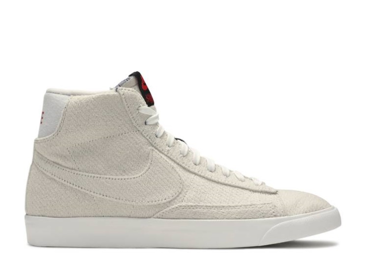 Nike Stranger Things X Blazer Mid Qs - Upside Down