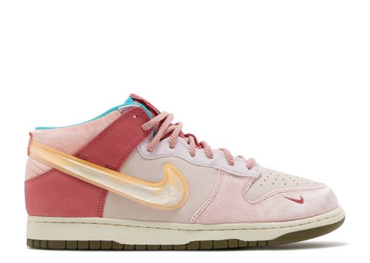 Nike Social Status X Dunk Mid - Strawberry Milk