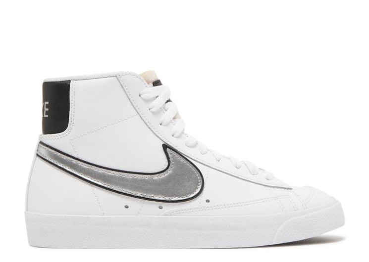 Nike Wmns Blazer Mid '77 Essential - White Metallic Silver