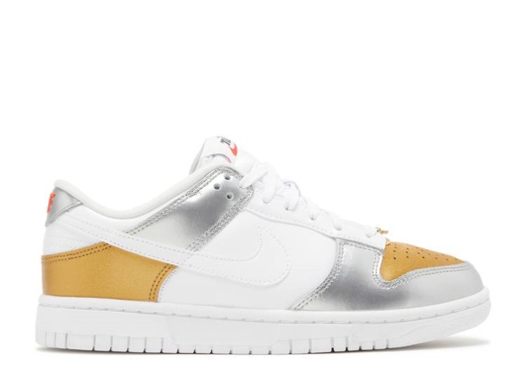 Nike Wmns Dunk Low Se - Silver Gold Metallic