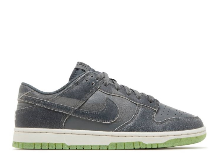 Nike Dunk Low - Iron Grey Scream Green